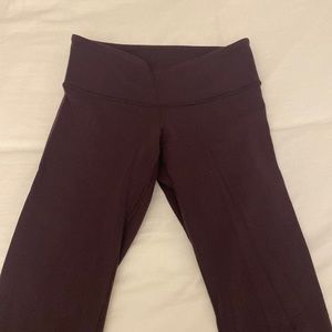 Lululemon Maroon cropped wunder under leggings